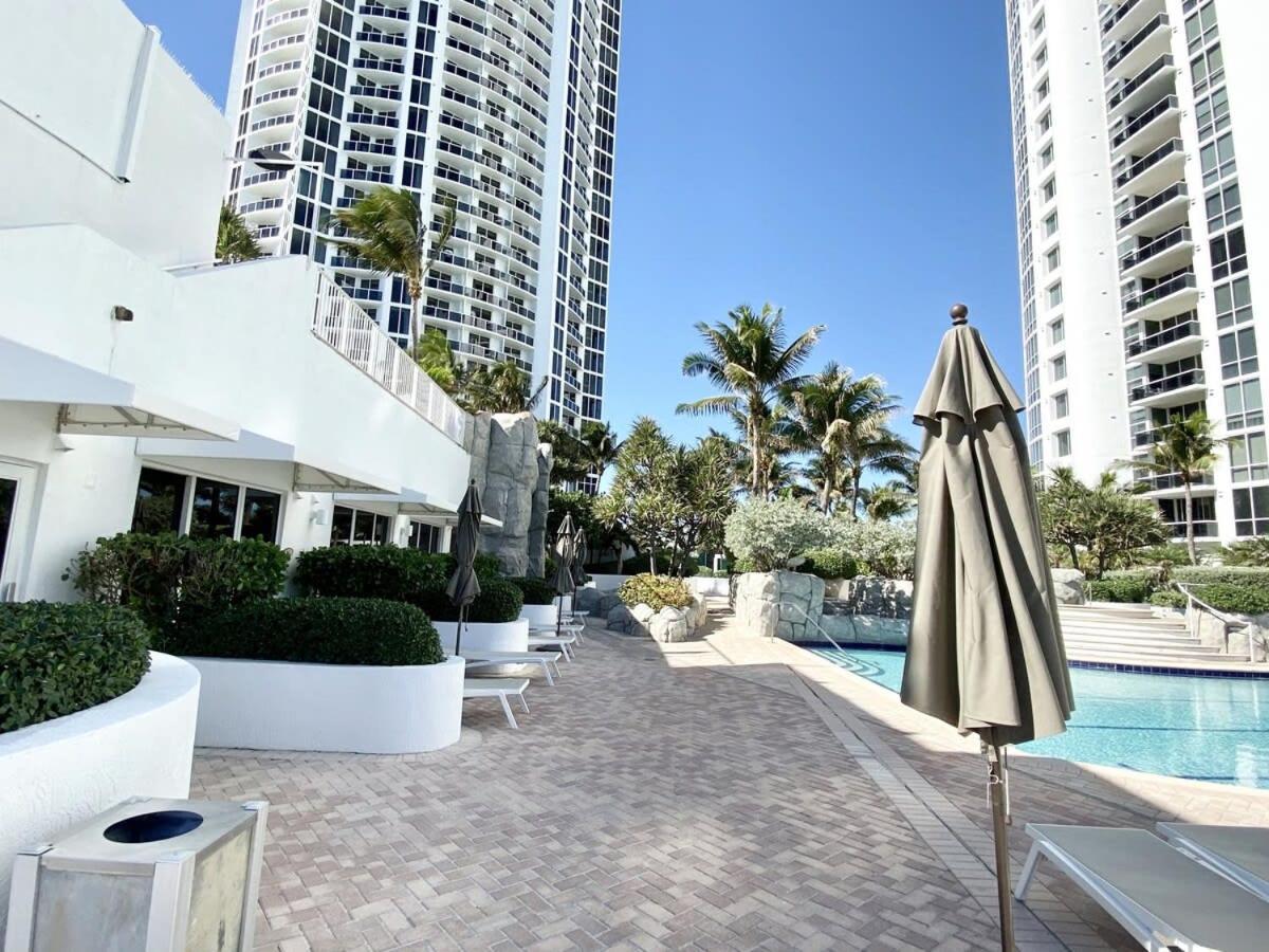 Trump International Resort By Zen Vacation Rentals ميامي بيتش المظهر الخارجي الصورة