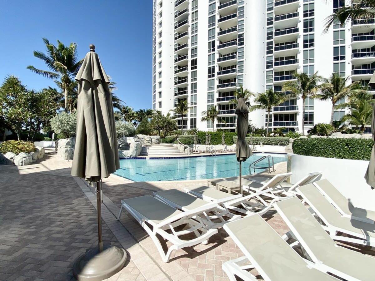 Trump International Resort By Zen Vacation Rentals ميامي بيتش المظهر الخارجي الصورة